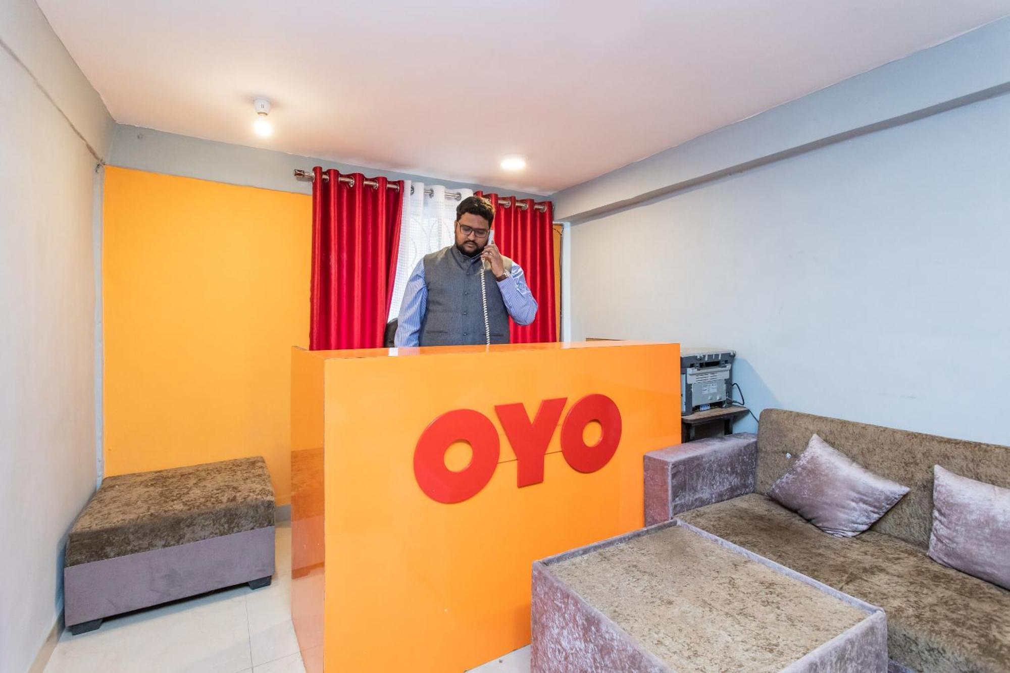 Oyo 27860 ホテル アップル ツリー インドール エクステリア 写真